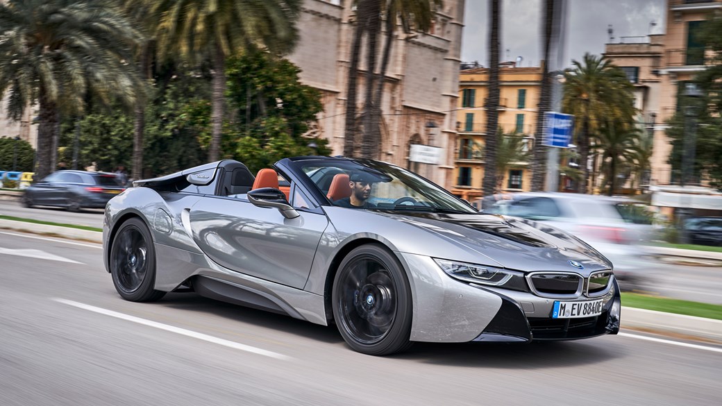 BMW i8
